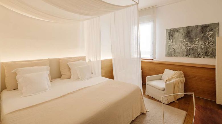 <b>Hotel Convent de la Missio Room</b>. Images powered by <a href="https://iceportal.shijigroup.com/" title="IcePortal" target="_blank">IcePortal</a>.