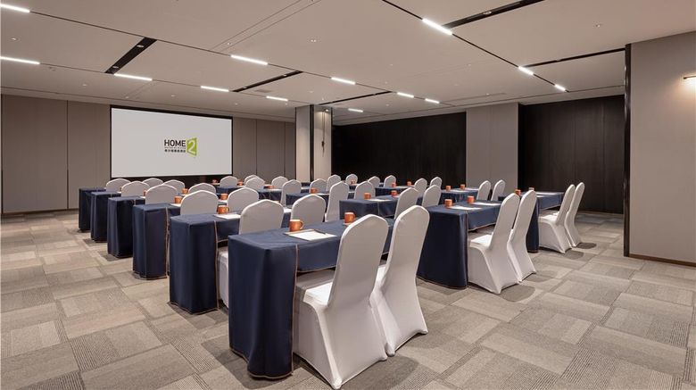 <b>Home2 Suites by Hilton Shanghai Hongqiao Meeting</b>. Images powered by <a href="https://iceportal.shijigroup.com/" title="IcePortal" target="_blank">IcePortal</a>.