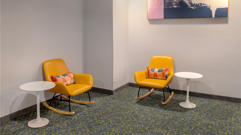 <b>Spark by Hilton St. Robert Fort Leonard Lobby</b>. Images powered by <a href="https://iceportal.shijigroup.com/" title="IcePortal" target="_blank">IcePortal</a>.