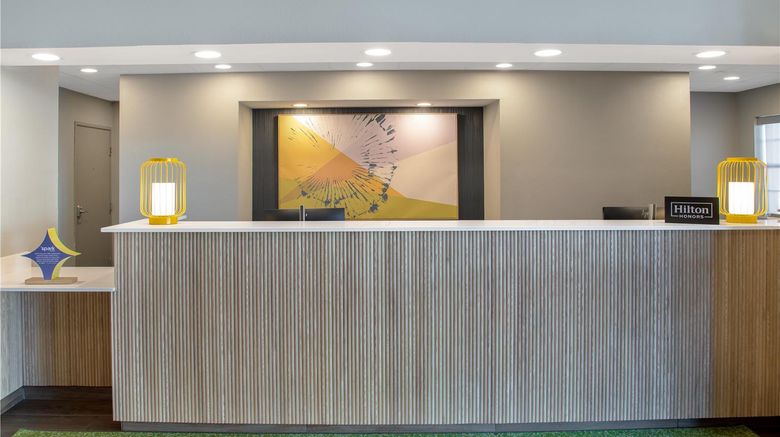<b>Spark by Hilton St. Robert Fort Leonard Lobby</b>. Images powered by <a href="https://iceportal.shijigroup.com/" title="IcePortal" target="_blank">IcePortal</a>.
