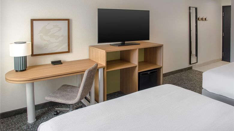 <b>Spark by Hilton St. Robert Fort Leonard Room</b>. Images powered by <a href="https://iceportal.shijigroup.com/" title="IcePortal" target="_blank">IcePortal</a>.