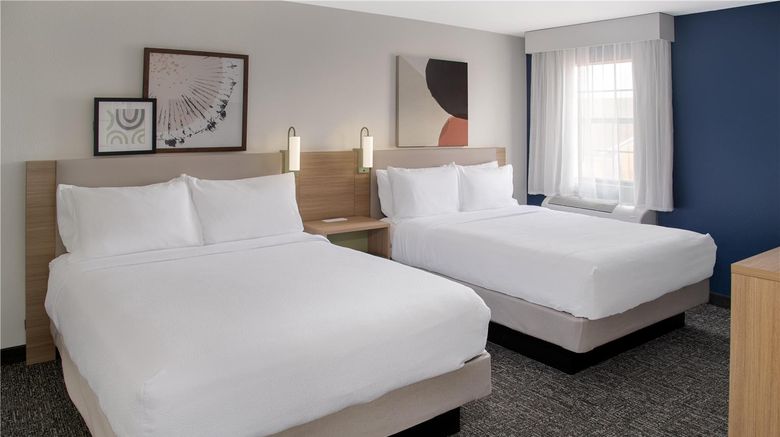 <b>Spark by Hilton St. Robert Fort Leonard Room</b>. Images powered by <a href="https://iceportal.shijigroup.com/" title="IcePortal" target="_blank">IcePortal</a>.