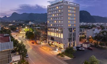 Tru by Hilton Hoa Binh City Centre