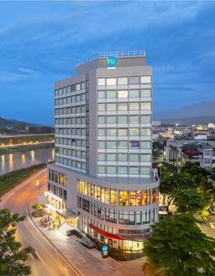 Tru by Hilton Lao Cai City Riverside