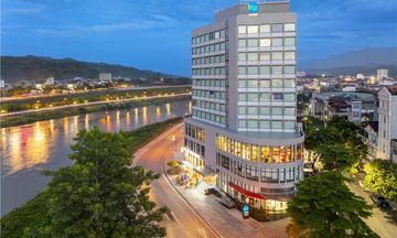 Tru by Hilton Lao Cai City Riverside