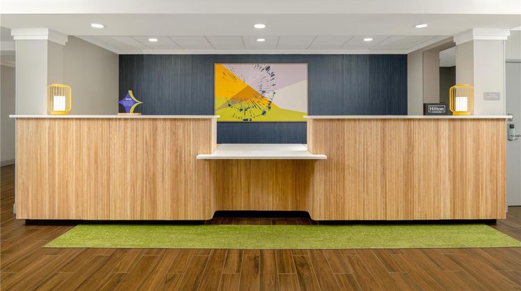 Spark by Hilton Murfreesboro Lobby