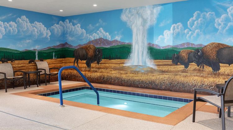 Starlite Yellowstone Pool