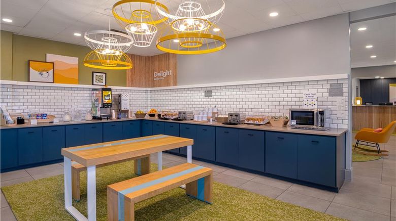 <b>Spark by Hilton Orangeburg Restaurant</b>. Images powered by <a href="https://iceportal.shijigroup.com/" title="IcePortal" target="_blank">IcePortal</a>.
