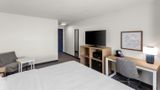 <b>Spark by Hilton Beckley Room</b>. Images powered by <a href="https://iceportal.shijigroup.com/" title="IcePortal" target="_blank">IcePortal</a>.