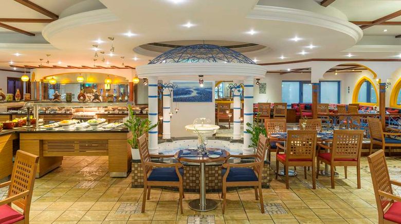 <b>Coral Dubai Deira Hotel Restaurant</b>. Images powered by <a href="https://iceportal.shijigroup.com/" title="IcePortal" target="_blank">IcePortal</a>.