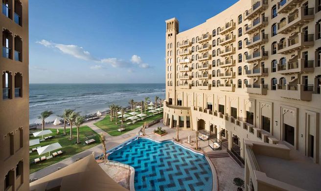 Bahi Ajman Palace Hotel Exterior