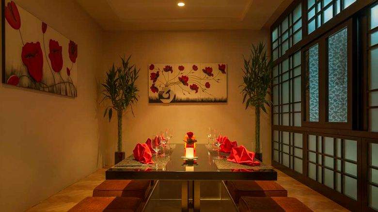<b>Bahi Ajman Palace Hotel Room</b>. Images powered by <a href="https://iceportal.shijigroup.com/" title="IcePortal" target="_blank">IcePortal</a>.