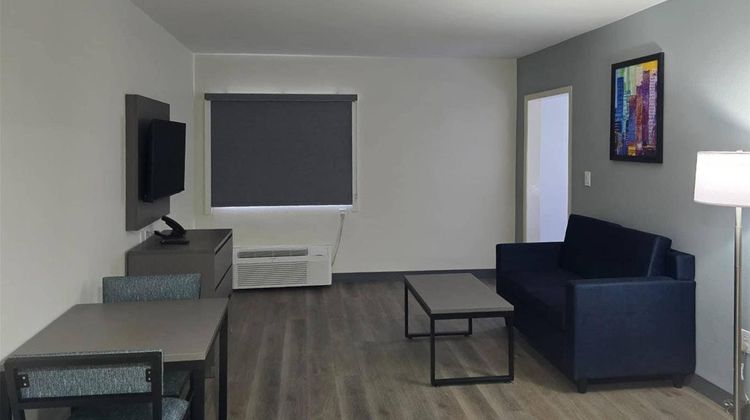 MainStay Suites Prince George Fort Lee Suite
