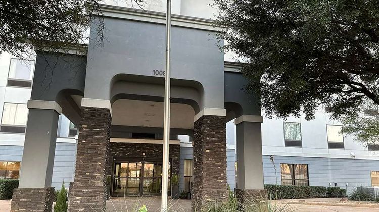 Ramada by Wyndham Burkburnett Exterior
