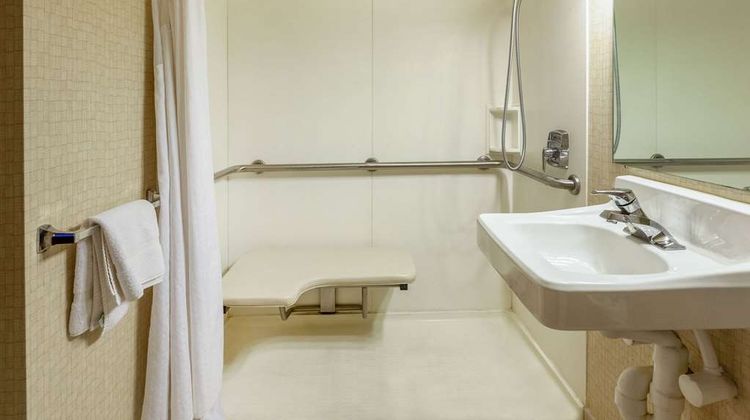 Randolph House Hotel Room