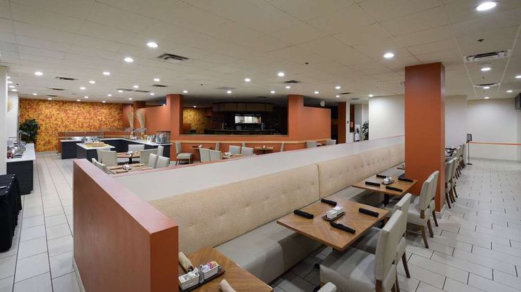 Wyndham Columbus Restaurant