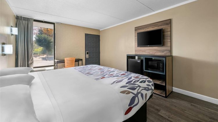 Rodeway Inn Charlotte South Room