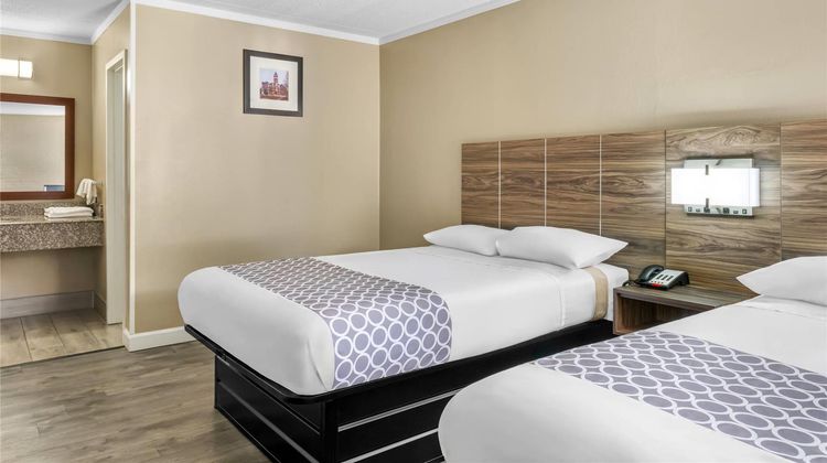 Rodeway Inn Charlotte South Room