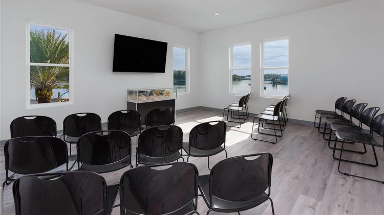 PaddleTail Waterfront Lodge Meeting