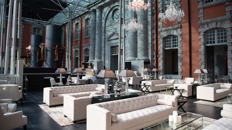 <b>Royal Hainaut Spa & Resort Hotel Lobby</b>. Images powered by <a href="https://iceportal.shijigroup.com/" title="IcePortal" target="_blank">IcePortal</a>.