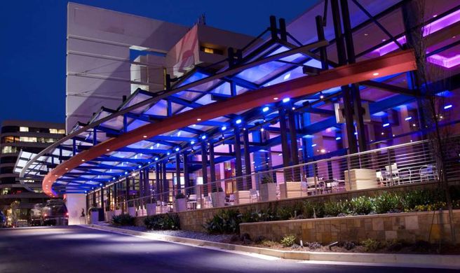 Wyndham Atlanta Buckhead Hotel & CC Exterior