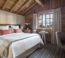 Chalet du Mont d'Arbois, Four Seasons Room