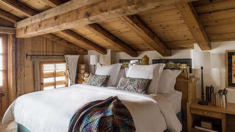 <b>Chalet du Mont d'Arbois, Four Seasons Suite</b>. Images powered by <a href="https://iceportal.shijigroup.com/" title="IcePortal" target="_blank">IcePortal</a>.