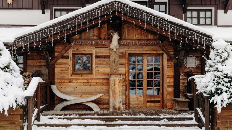 <b>Chalet du Mont d'Arbois, Four Seasons Exterior</b>. Images powered by <a href="https://iceportal.shijigroup.com/" title="IcePortal" target="_blank">IcePortal</a>.