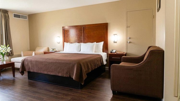 Rodeway Inn Monroe Suite