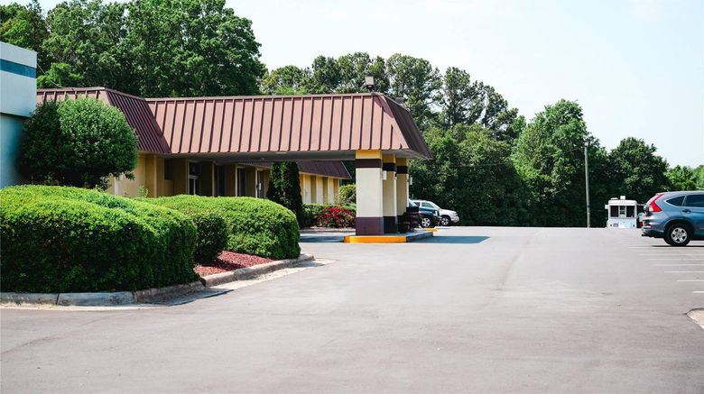 Rodeway Inn Monroe Exterior. Images powered by <a href="https://iceportal.shijigroup.com" target="_blank" rel="noopener">Ice Portal</a>.
