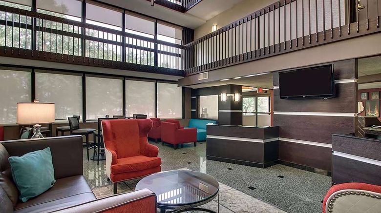 <b>Heritage Inn & Stes-Trademark by Wyndham Lobby</b>. Images powered by <a href="https://iceportal.shijigroup.com/" title="IcePortal" target="_blank">IcePortal</a>.