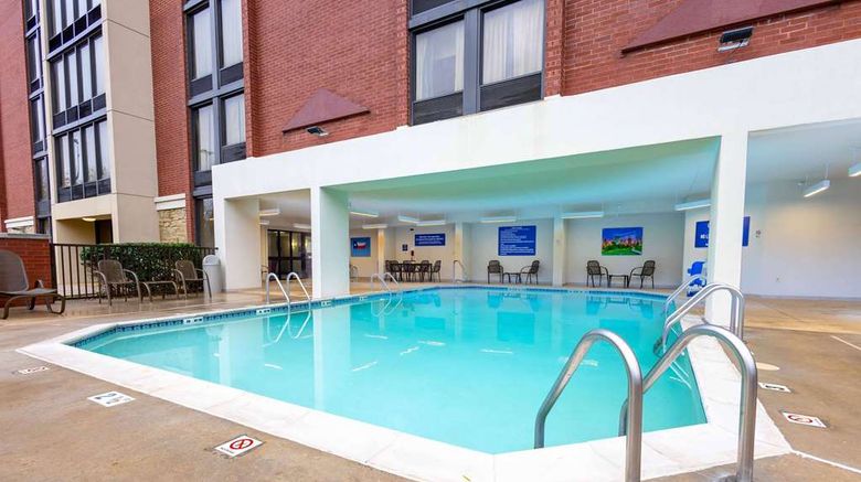 <b>Heritage Inn & Stes-Trademark by Wyndham Pool</b>. Images powered by <a href="https://iceportal.shijigroup.com/" title="IcePortal" target="_blank">IcePortal</a>.