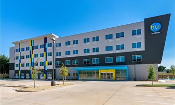 Tru by Hilton Pensacola I-10 N Davis Hwy