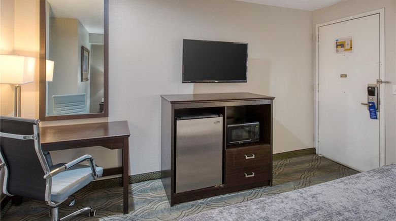 <b>SureStay by Best Western Salt Lake City Room</b>. Images powered by <a href="https://iceportal.shijigroup.com/" title="IcePortal" target="_blank">IcePortal</a>.