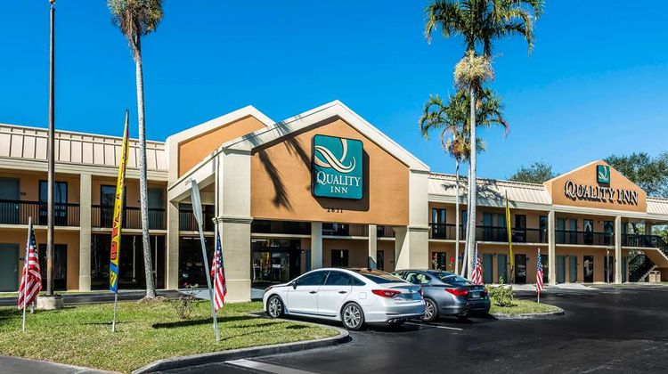 Quality Inn Ft Pierce Exterior