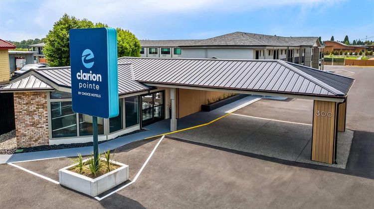 Clarion Pointe Mount Vernon - Burlington Exterior