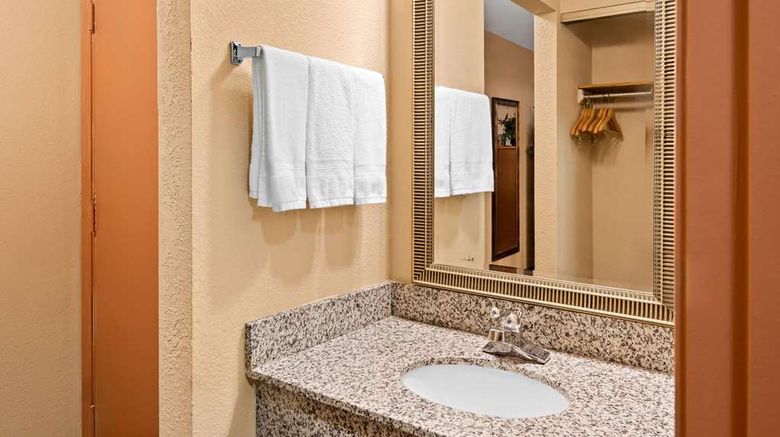 <b>Baymont by Wyndham Lebanon Suite</b>. Images powered by <a href="https://iceportal.shijigroup.com/" title="IcePortal" target="_blank">IcePortal</a>.