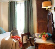 New Orient Hotel Room