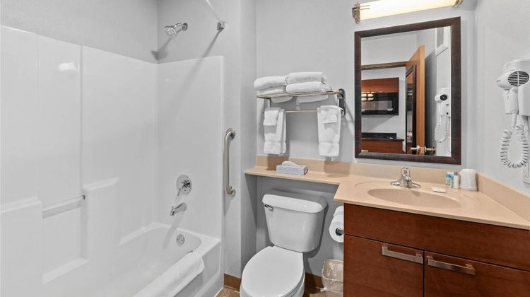 MainStay Suites Spokane Valley Room