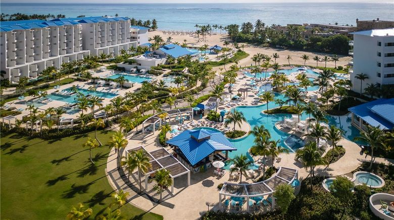 <b>Dreams Cap Cana Resort & Spa Pool</b>. Images powered by <a href="https://iceportal.shijigroup.com/" title="IcePortal" target="_blank">IcePortal</a>.