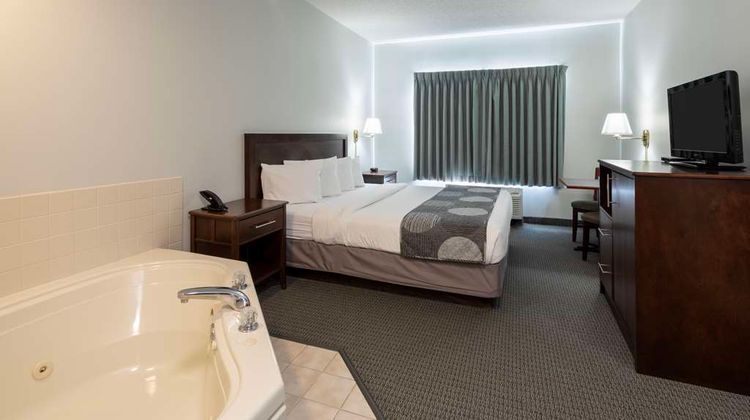 Hastings Country Inn Suite