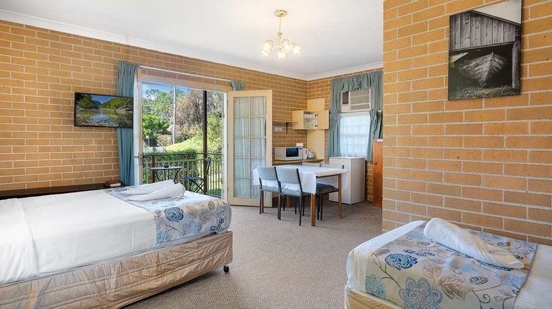<b>SureStay by Best Western Newinn Richmond Suite</b>. Images powered by <a href="https://iceportal.shijigroup.com/" title="IcePortal" target="_blank">IcePortal</a>.