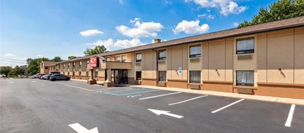 Econo Lodge Woodbridge Exterior