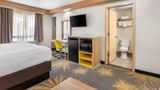Econo Lodge Woodbridge Room