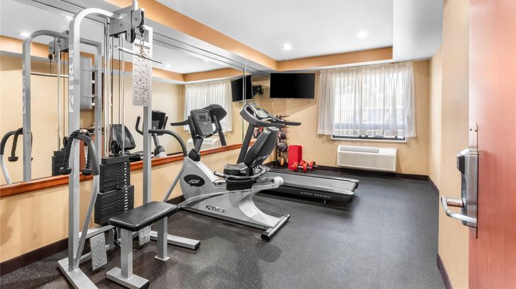 Econo Lodge Woodbridge Health