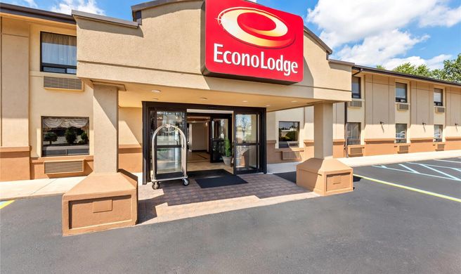 Econo Lodge Woodbridge Exterior