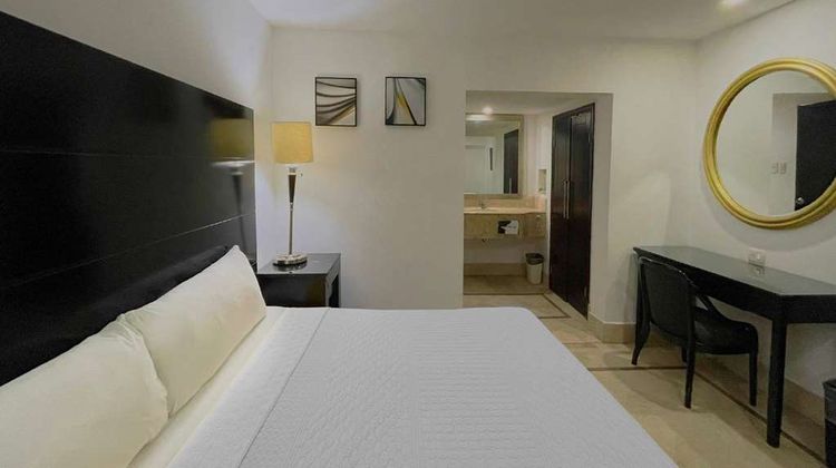 Wyndham Garden Los Mochis Plaza Inn Suite