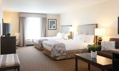 Pomeroy Inn & Suites Olds