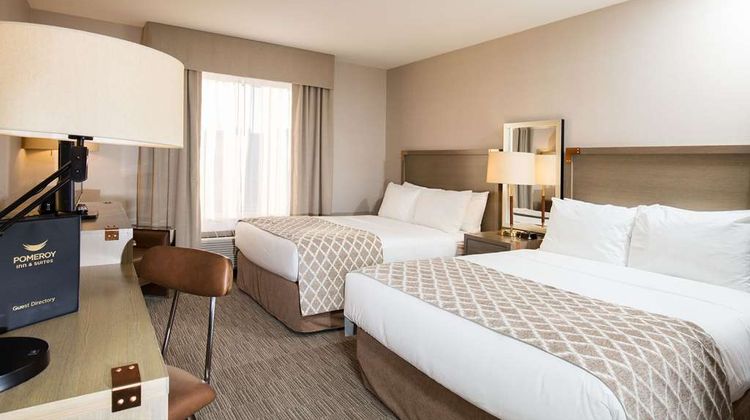Pomeroy Inn & Suites Prince George Room
