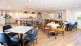 <b>Pomeroy Hotel Fort McMurray Restaurant</b>. Images powered by <a href="https://iceportal.shijigroup.com/" title="IcePortal" target="_blank">IcePortal</a>.
